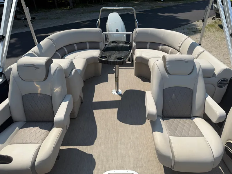 Slide: The Image of Bennington 22SSRX 2017 - 12