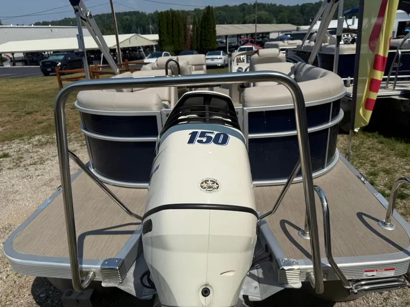 Slide: The Image of Bennington 22SSRX 2017 - 5