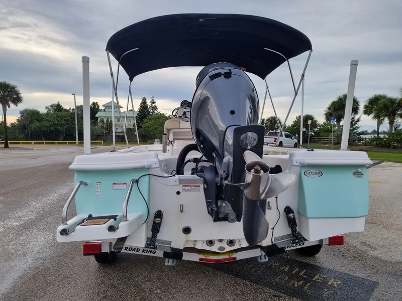 Slide: The Image of NauticStar 195 XTS CC 2022 - 4