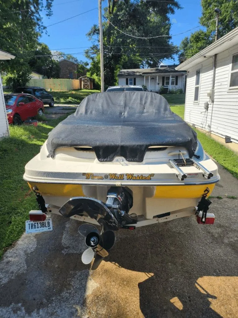 Slide: The Image of Sea Ray 180 Sport 2004 - 5