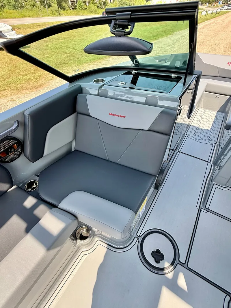 Slide: The Image of MasterCraft NXT24 2025 - 25