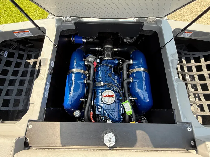 Slide: The Image of MasterCraft NXT24 2025 - 37