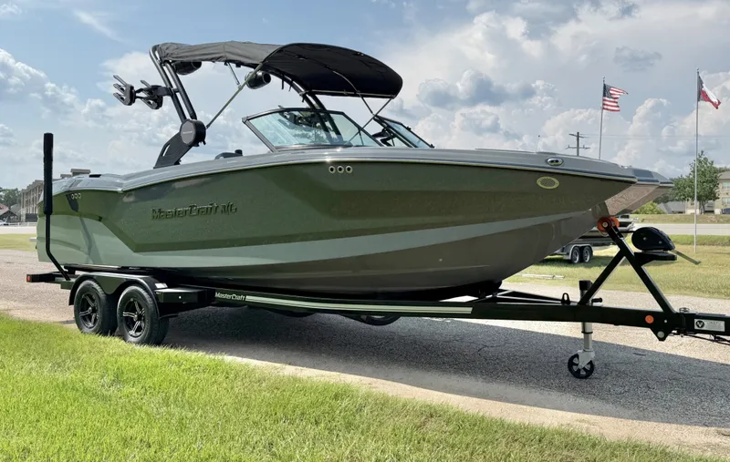 Slide: The Image of MasterCraft NXT24 2025 - 5