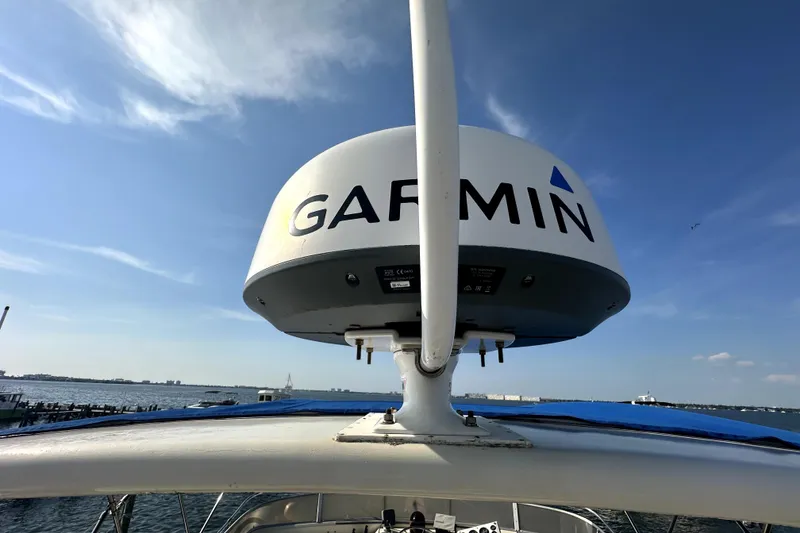 Slide: The Image of Garmin radar on 1985 Chris-Craft 500 Constellation yacht, ocean view in background. - 127