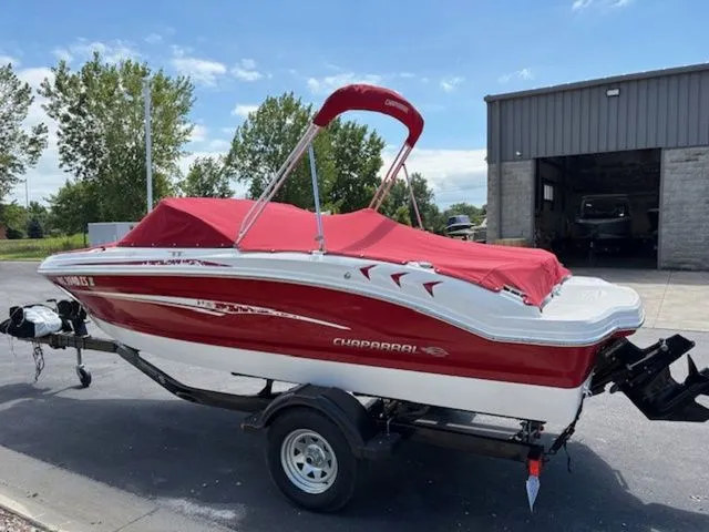 Slide: The Image of Chaparral 19 H2O Sport 2014 - 12