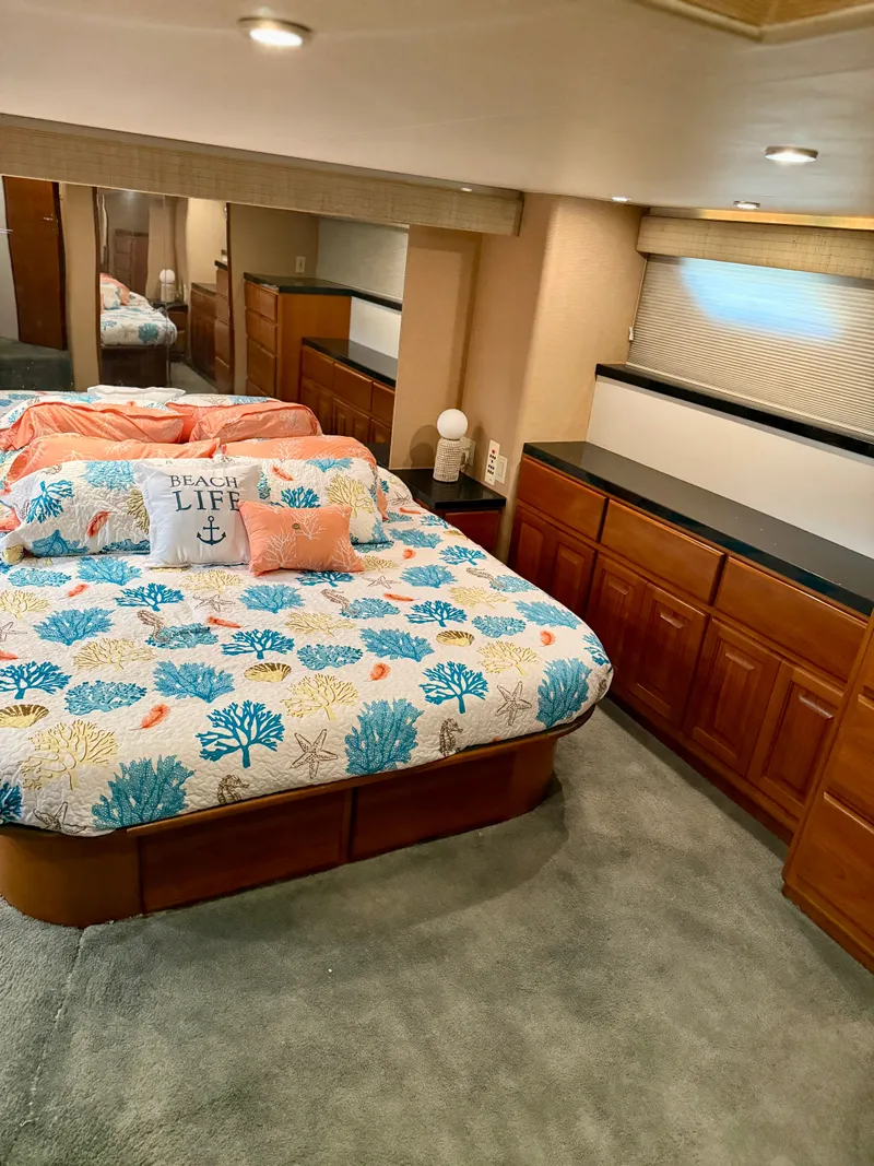 Slide: The Image of Viking Enclosed Bridge 1997 - 20