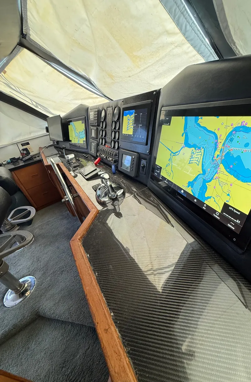 Slide: The Image of Viking Enclosed Bridge 1997 - 47