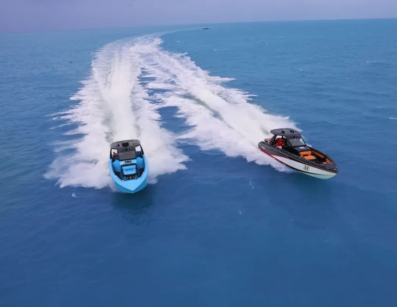 Slide: The Image of Cigarette Nighthawk 41' SD Edition 2025 - 4