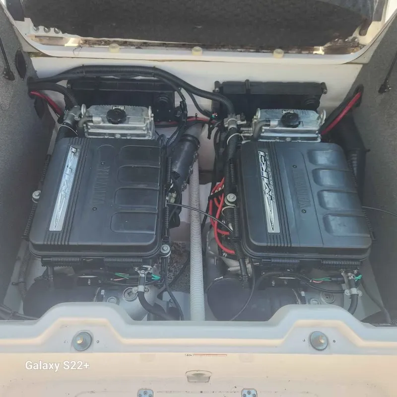 Slide: The Image of Yamaha 230 SR 2004 - 7