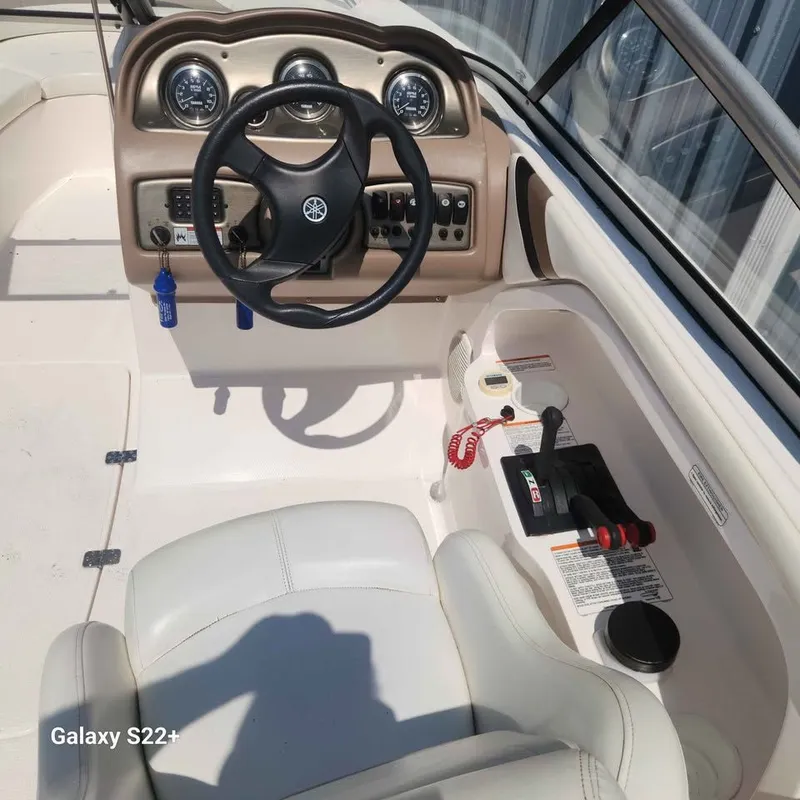 Slide: The Image of Yamaha 230 SR 2004 - 8