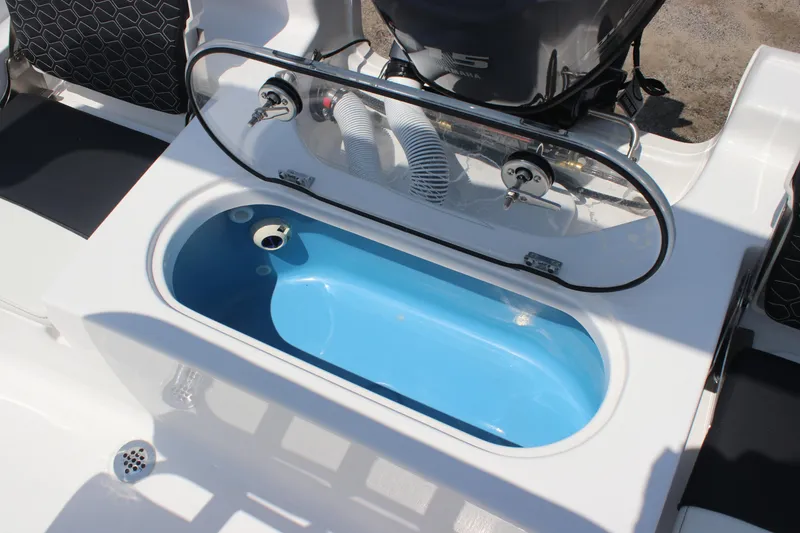 Slide: The Image of Livewell on 2026 Tidewater 1910 Bay Max boat, featuring a sleek design and modern functionality. - 20