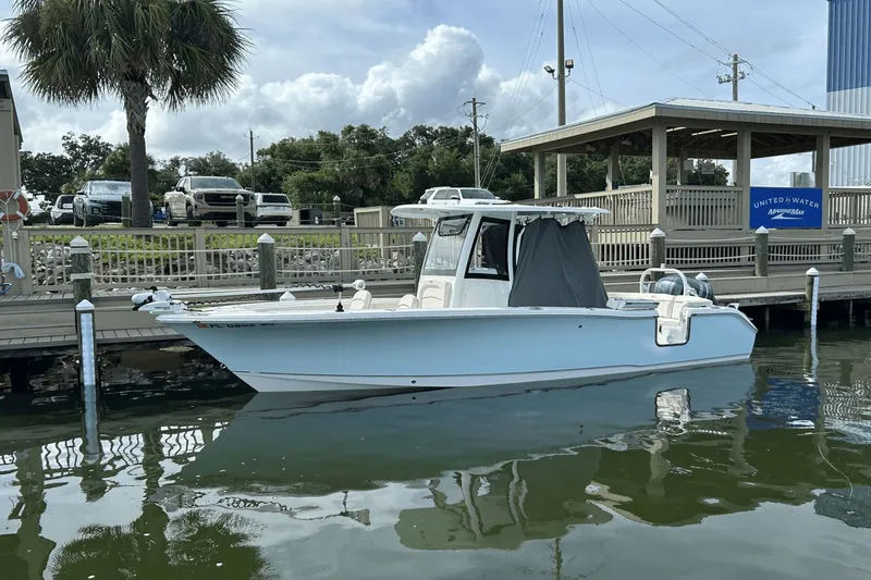 Slide: The Image of Sea Hunt Ultra 255 SE 2020 - 1