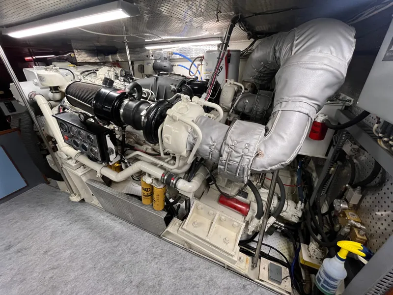 Slide: The Image of Mikelson Long-Range Luxury Sportfisher 1999 - 75