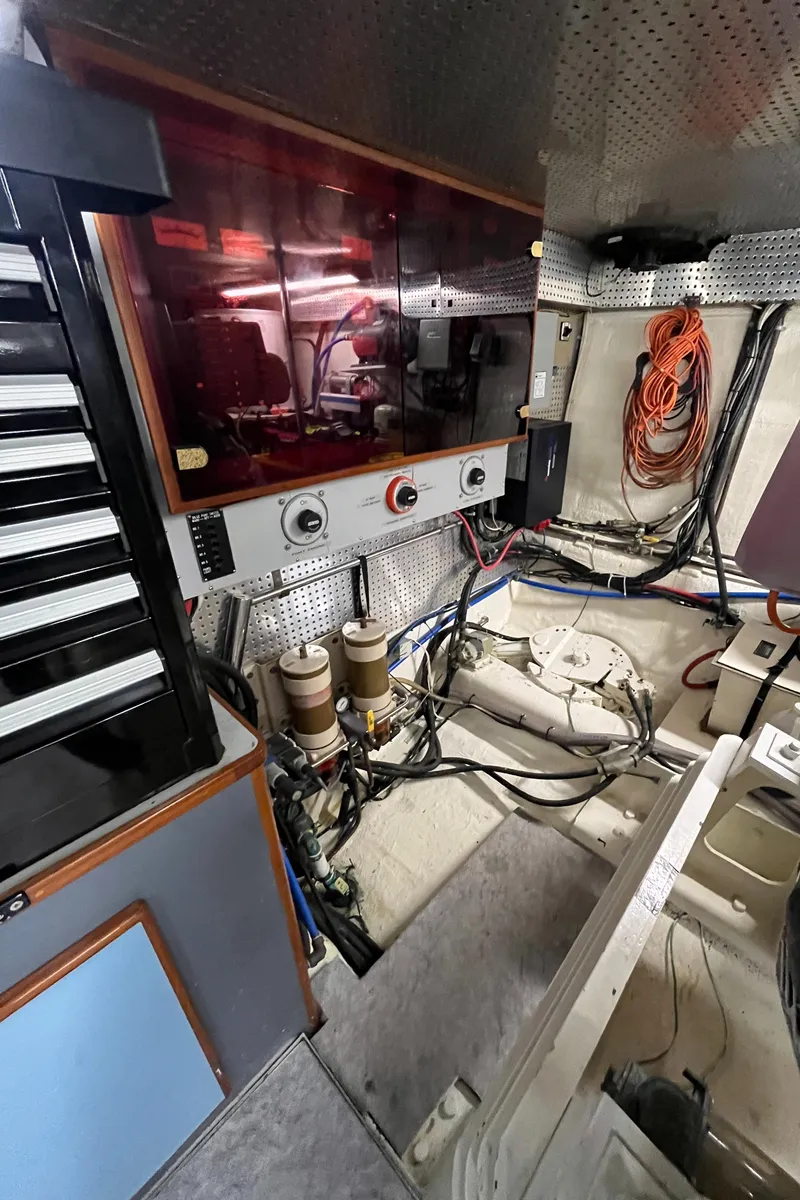 Slide: The Image of Mikelson Long-Range Luxury Sportfisher 1999 - 77