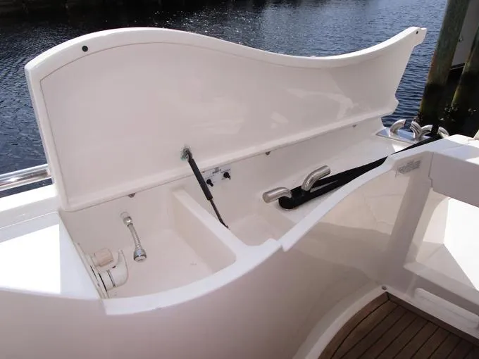 Slide: The Image of Sink and Cleats - 38