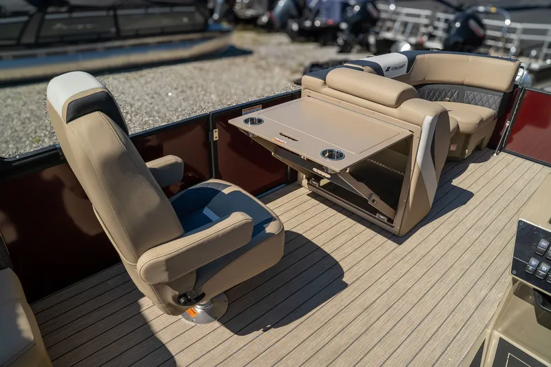 Slide: The Image of Starcraft SLS-1 R 2026 - 17