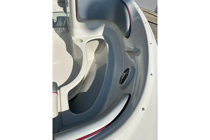 Slide: The Image of 2008 Searay 205 SPORT boat interior with seating and speaker detail. - 8