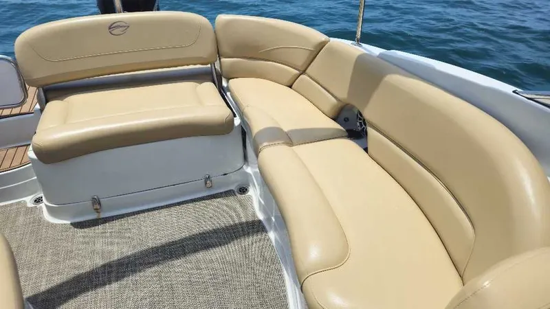 Slide: The Image of Crownline Boats Eclipse E6 XS 2016 - 15