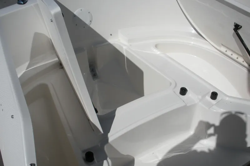 Slide: The Image of 2025 Bayliner Trophy T20CC boat storage compartments, open and spacious design. - 4