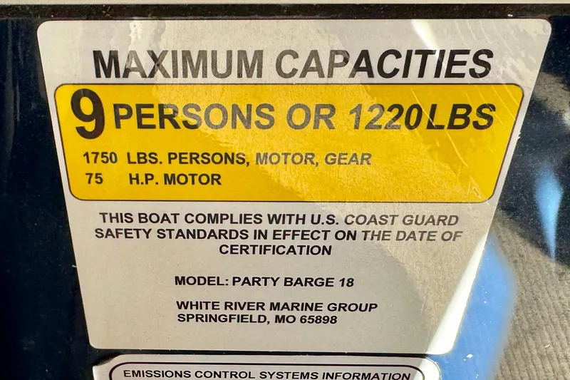 Slide: The Image of Capacity label for 2021 Sun Tracker Party Barge 18 DLX, 9 persons or 1220 lbs. - 17