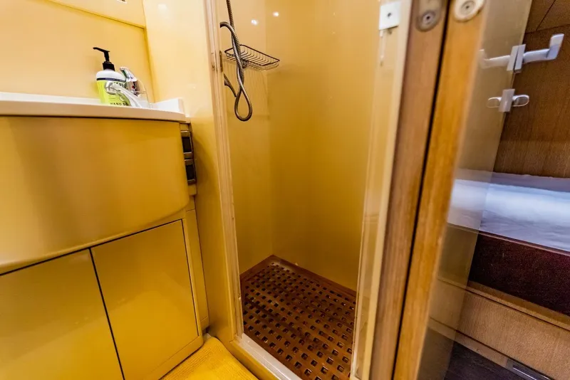 Slide: The Image of Mangusta 92 2007 - 63