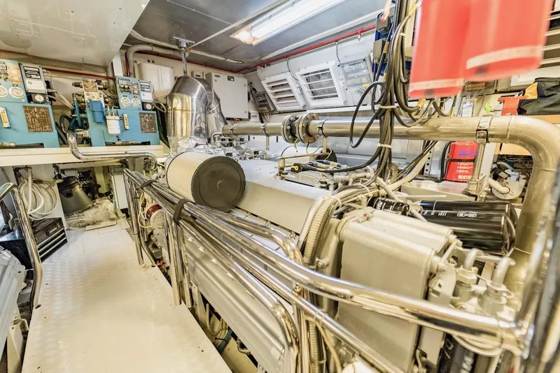 Slide: The Image of Mangusta 92 2007 - 90