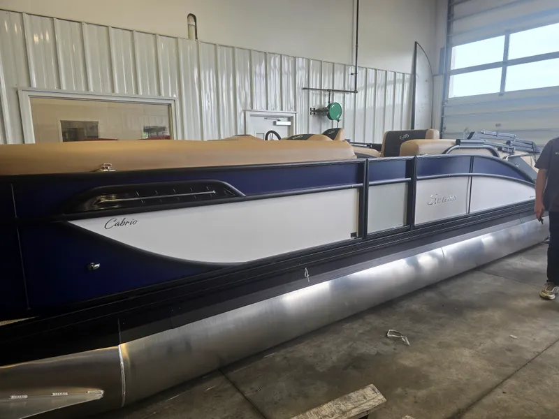 Slide: The Image of Barletta Cabrio 24 M 2026 - 0