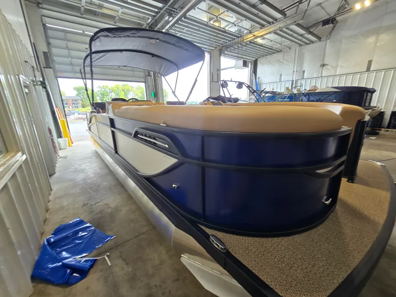 Slide: The Image of Barletta Cabrio 24 M 2026 - 1