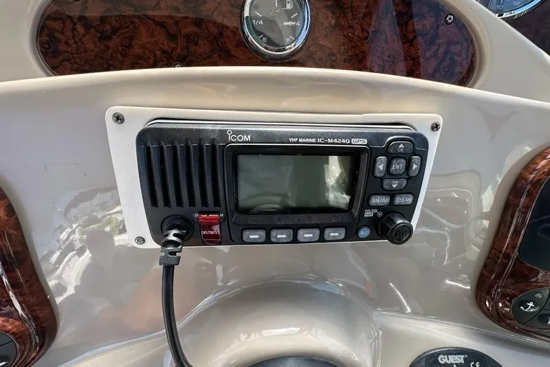 Slide: The Image of VHF marine radio on 2004 Sea Ray 280 Sundancer dashboard. - 9