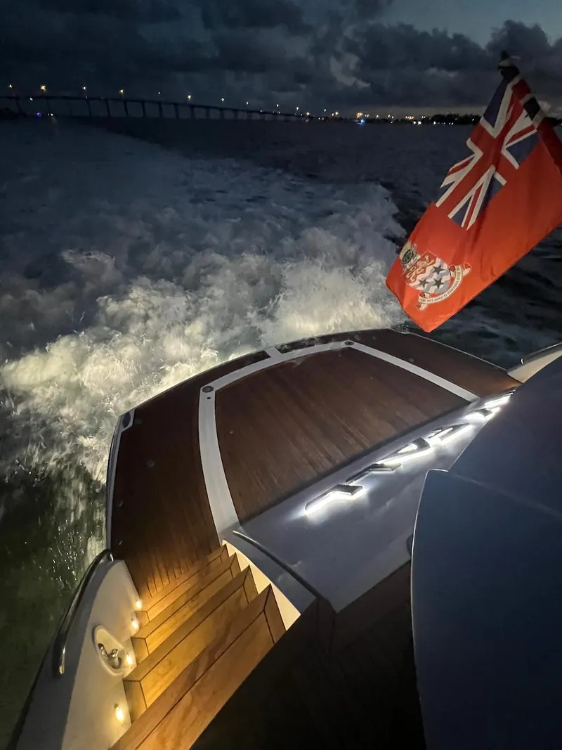 Slide: The Image of Sunseeker Predator 108 2008 - 60