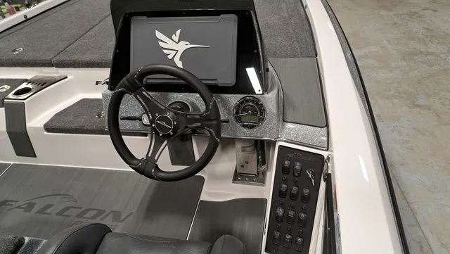 Slide: The Image of Falcon Boats 20TE 2025 - 8