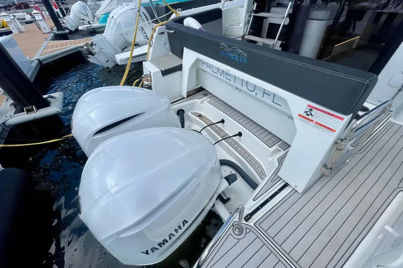 Slide: The Image of Jeanneau NC 1095 Fly 2021 - 10