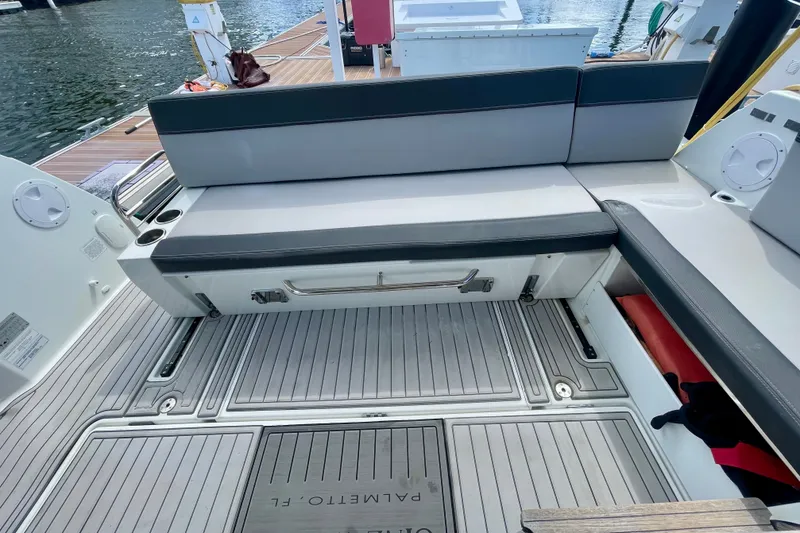 Slide: The Image of Jeanneau NC 1095 Fly 2021 - 13