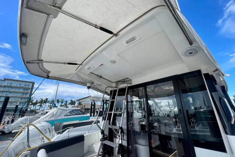 Slide: The Image of Jeanneau NC 1095 Fly 2021 - 14
