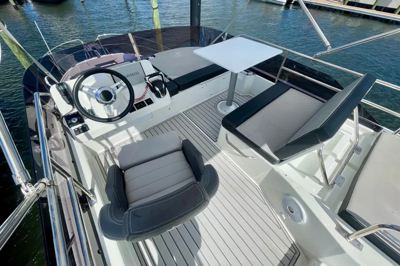 Slide: The Image of Jeanneau NC 1095 Fly 2021 - 27