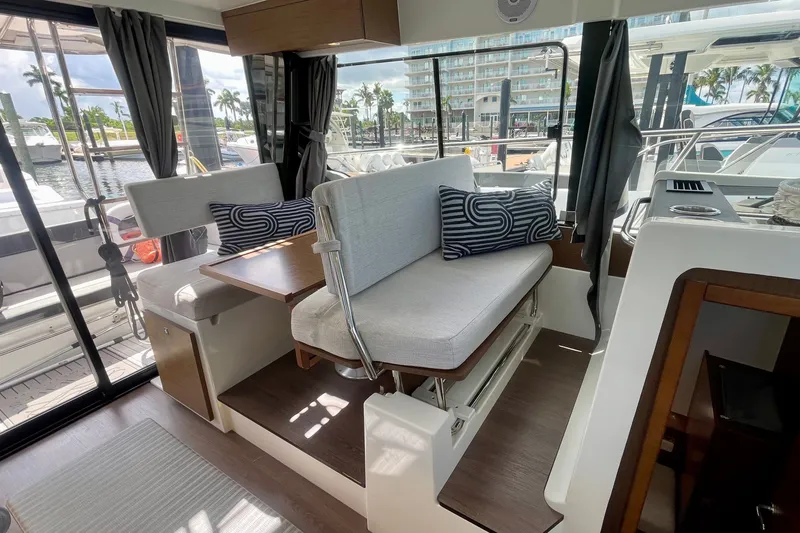 Slide: The Image of Jeanneau NC 1095 Fly 2021 - 32