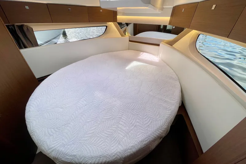 Slide: The Image of Jeanneau NC 1095 Fly 2021 - 46