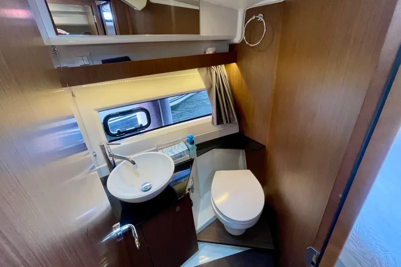 Slide: The Image of Jeanneau NC 1095 Fly 2021 - 48