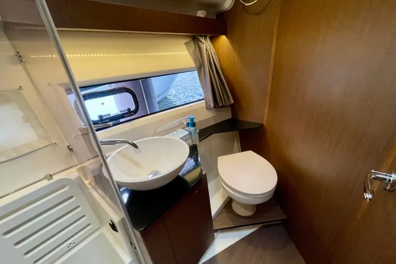 Slide: The Image of Jeanneau NC 1095 Fly 2021 - 49