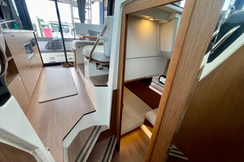 Slide: The Image of Jeanneau NC 1095 Fly 2021 - 53