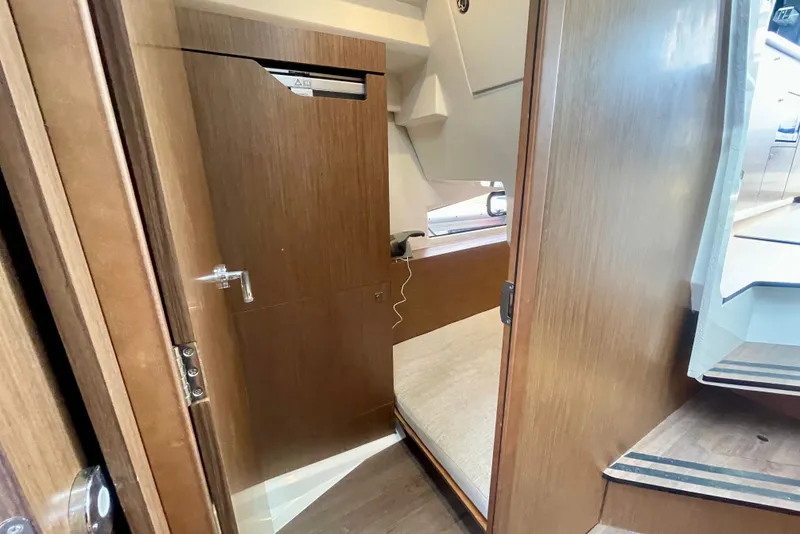 Slide: The Image of Jeanneau NC 1095 Fly 2021 - 62