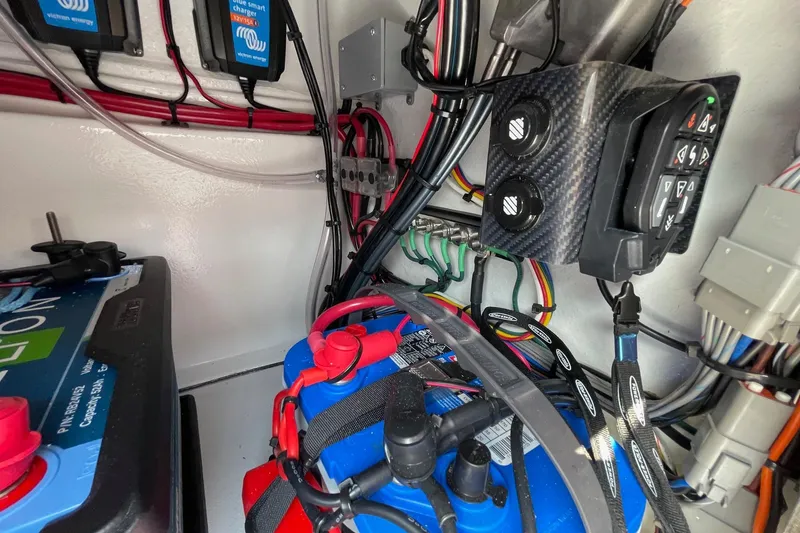 Slide: The Image of Electrical system of 2026 Chittum Skiffs Islamorada 21 with batteries and wiring. - 41