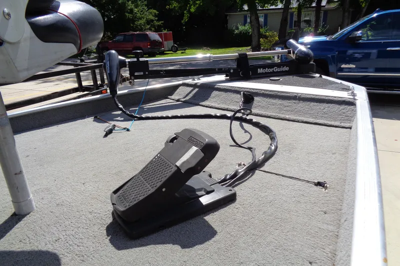 Slide: The Image of 2006 Bass Tracker PT175 boat deck with MotorGuide trolling motor and foot pedal. - 11