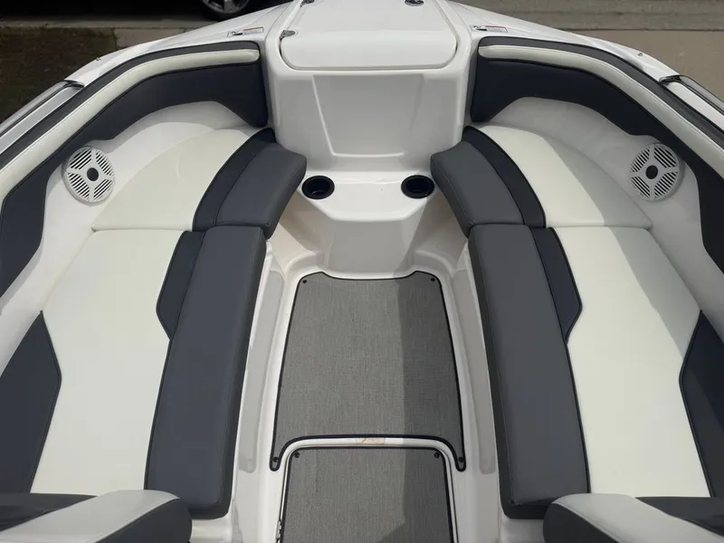 Slide: The Image of Yamaha AR210 2022 - 24