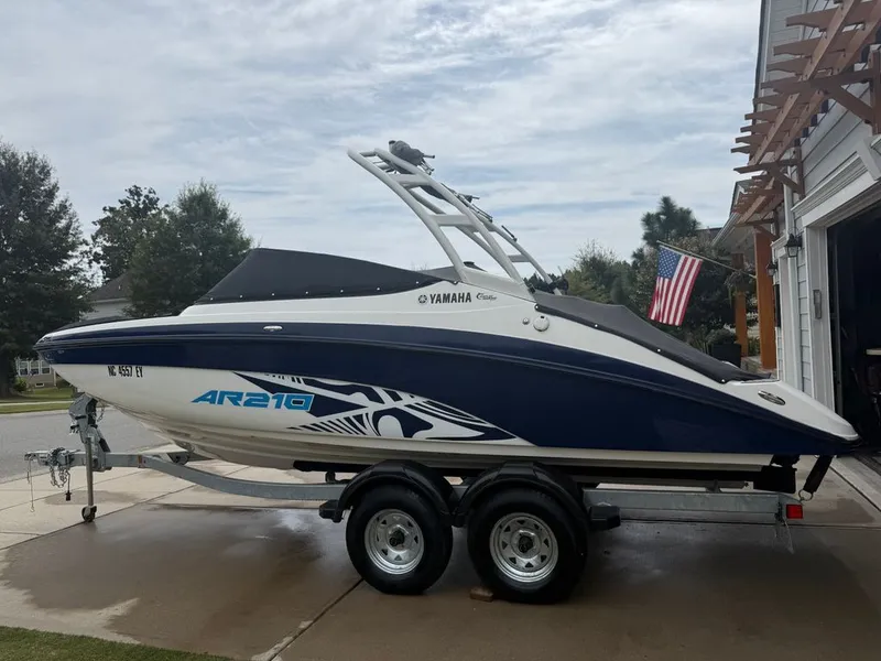 Slide: The Image of Yamaha AR210 2022 - 25