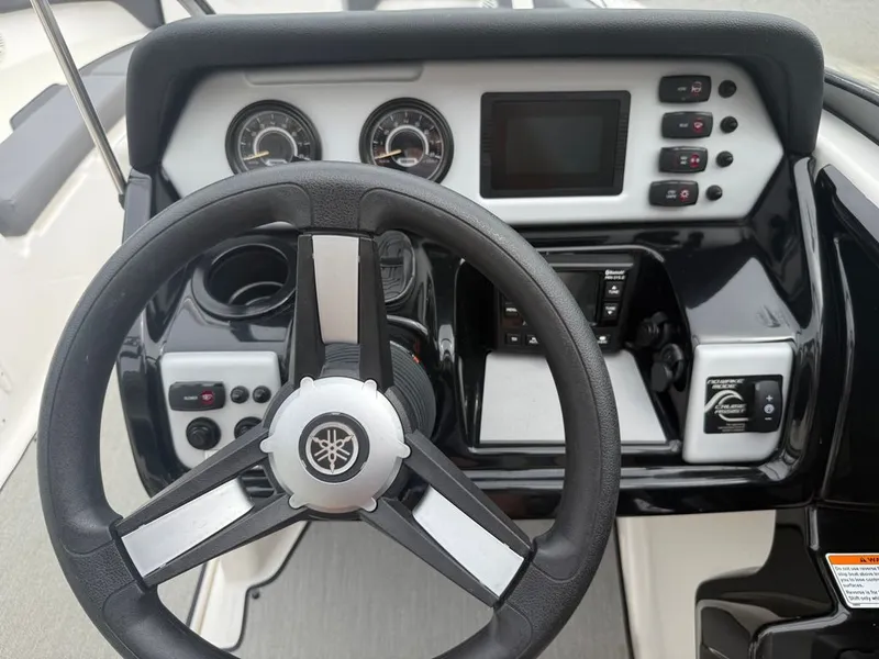 Slide: The Image of Yamaha AR210 2022 - 31