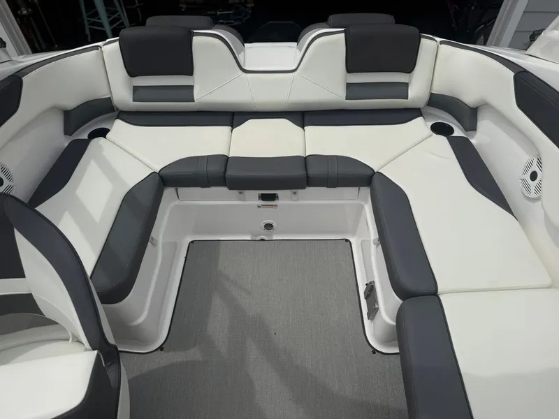 Slide: The Image of Yamaha AR210 2022 - 4