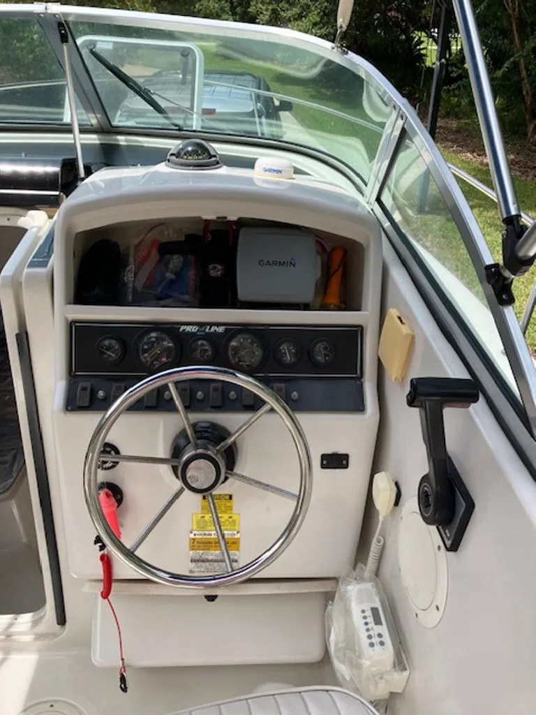 Slide: The Image of Pro-Line 211 Wa 1994 - 3