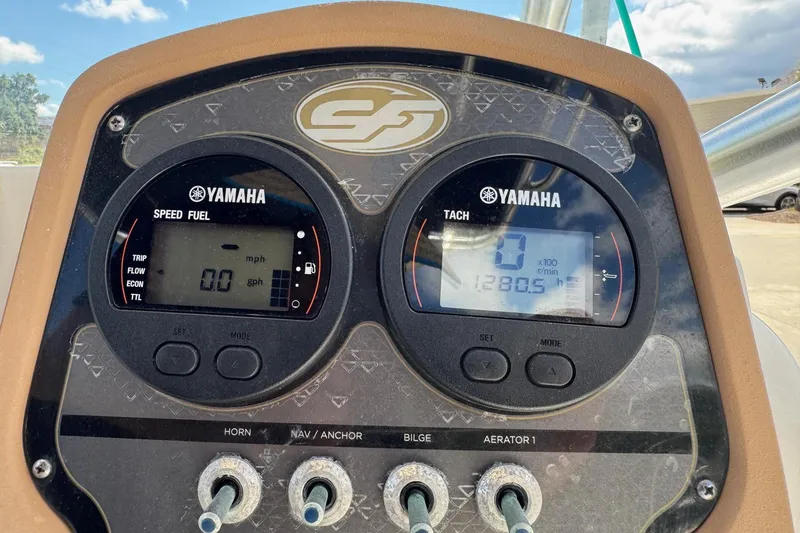 Slide: The Image of Dashboard of a 2015 Sea Fox 220 Viper boat with Yamaha gauges. - 11