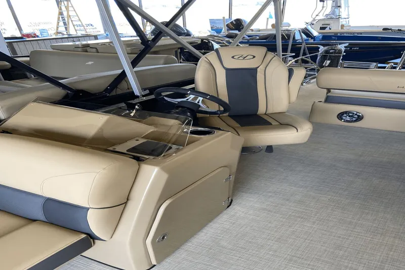 Slide: The Image of Harris CX250 SLDHTT 2021 - 10